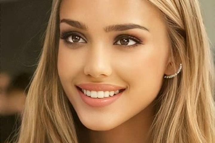 Sofia, 29, a blonde brown-eyed indian companion based in Klein Barkau. Offering Dinner Date, Tantra, GFE. Available for incall and outcall, overnight booking...