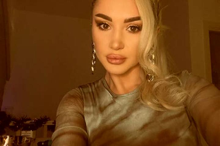 Sofia, 29, a blonde grey-eyed asian companion based in Mehdiabad. Offering Roleplay, Dinner Date, GFE, Striptease. Available for incall and outcall, day and ...