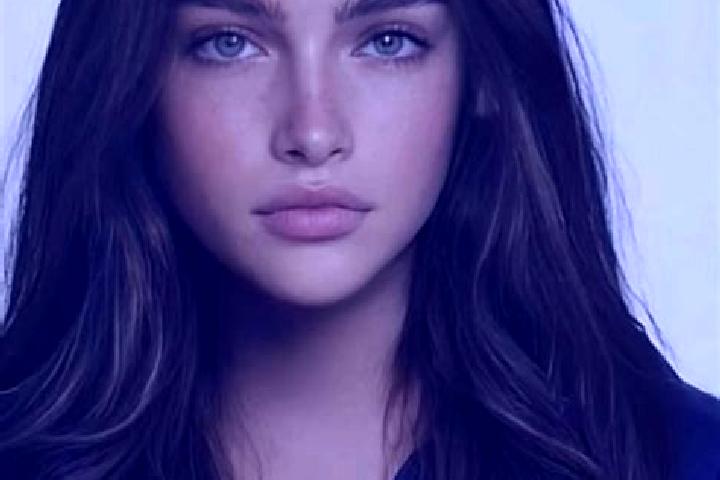 Sofia, 29, a brunette blue-eyed caucasian companion based in Ploetz. Offering OWO, BDSM, Travel Companion, A-Level, Duos. Available for incall and outcall, d...
