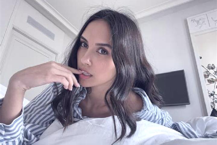Sofia, 29, a chestnut grey-eyed latina companion based in Wood Dale. Offering Travel Companion, Girlfriend Experience, Party Girl, CIM, Deep French Kissing. ...