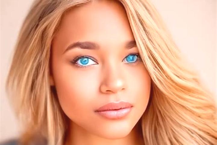 Sofia, 29, a dark blonde blue-eyed latina companion based in Rijokri. Offering Duos, Striptease, Massage, GFE. Available for incall and outcall, day and even...
