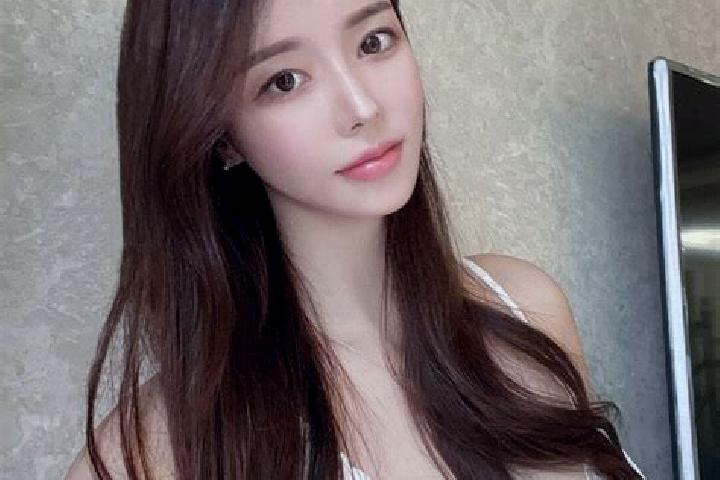 Sofia, 29 — Escort in Nalinggou, China