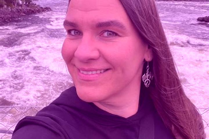 Sofia, 29 — Escort in Roebaeck, Sweden