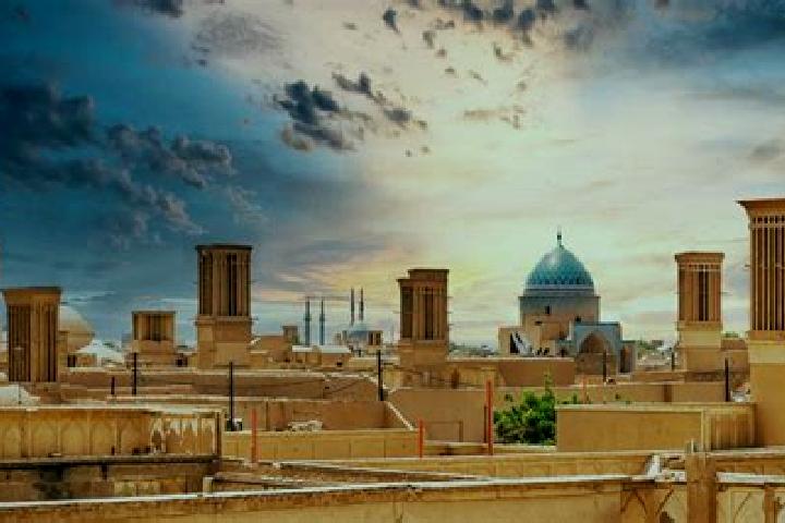 Sofia, 29 — Escort in Yazd, Iran