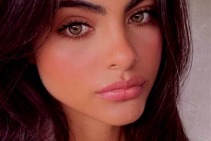 Sofia, 30, a brunette green-eyed caribbean companion based in Lasem. Offering OWO, GFE, CIM, Striptease, BDSM. Available for incall and outcall, overnight bo...