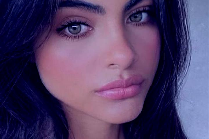 Sofia, 30, a brunette green-eyed middle eastern companion based in Geneuille. Offering Travel Companion, Party Girl, Couples. Available for incall and outcal...