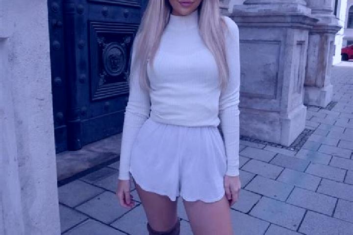 Sofia, 30 — Escort in Ciftlikkoey, Turkey