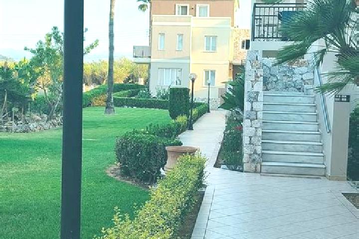 Sofia, 30 — Escort in Gerani, Greece