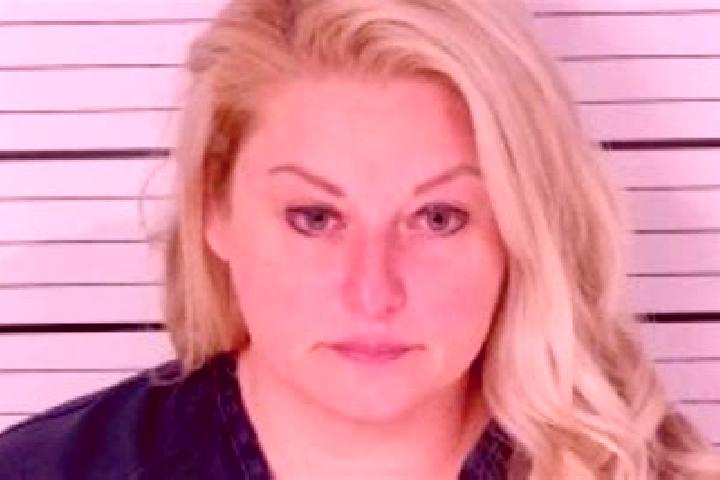 Sofia, 30 — Escort in Whitesburg, United States