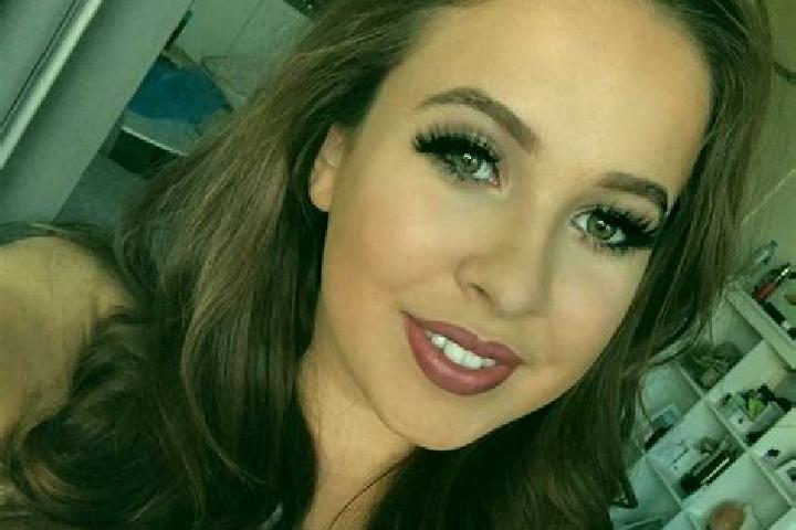 Sofia, 31, a black brown-eyed mediterranean companion based in Lengkeng. Offering Couples, Overnight, Dinner Date, Prostate Massage, Striptease. Available fo...
