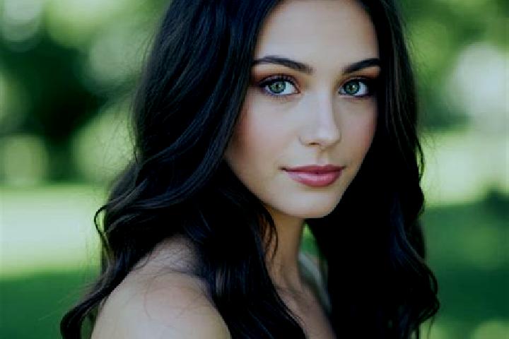 Sofia, 31, a black brown-eyed mixed companion based in Cueni. Offering Dinner Date, OWO, Duos, Couples. Available for incall and outcall, day and evening dates.