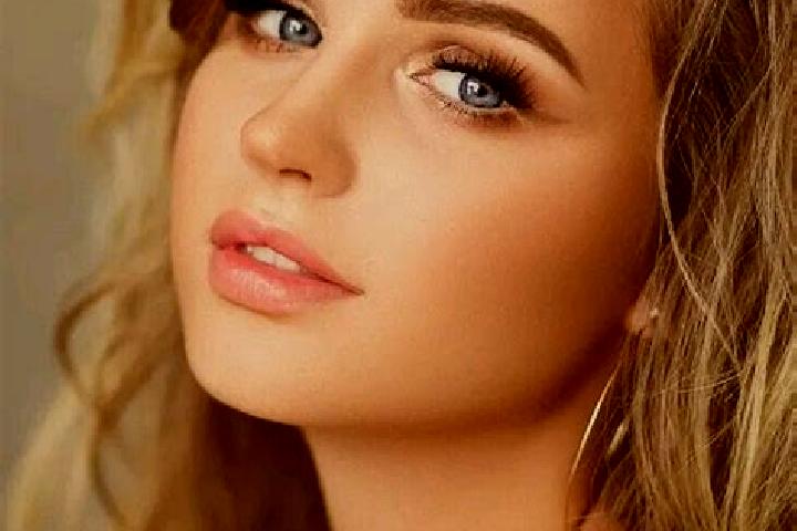 Sofia, 31, a dark blonde blue-eyed european companion based in Karakesli. Offering Party Girl, GFE, Duos. Available for incall and outcall, day and evening d...