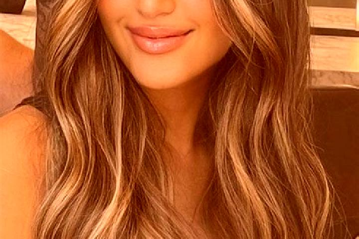 Sofia, 31, a dark blonde brown-eyed mediterranean companion based in Zandbergen. Offering GFE, Prostate Massage, Dinner Date. Available for incall and outcal...