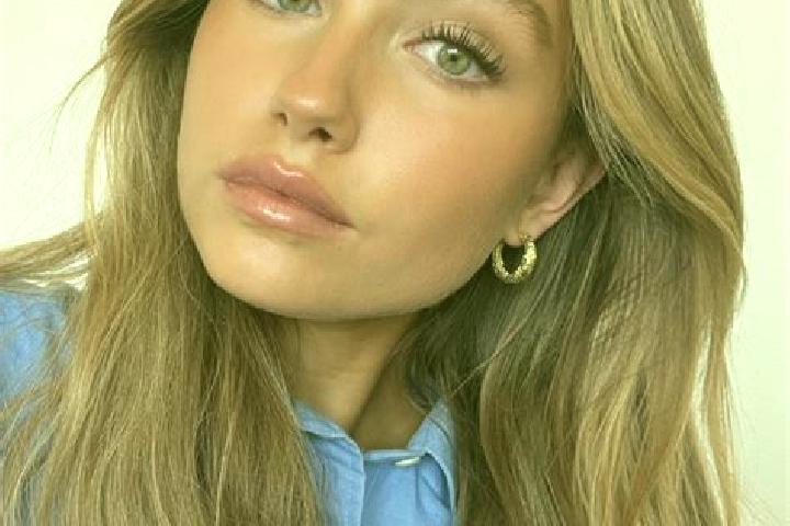 Sofia, 31, a dark blonde green-eyed middle eastern companion based in Renton. Offering A-Level, Girlfriend Experience, GFE. Available for incall and outcall,...