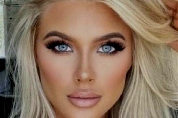 Sofia, 31, a platinum blonde amber-eyed caribbean companion based in Torreselle. Offering BDSM, CIM, Roleplay, Overnight. Available for incall and outcall, o...