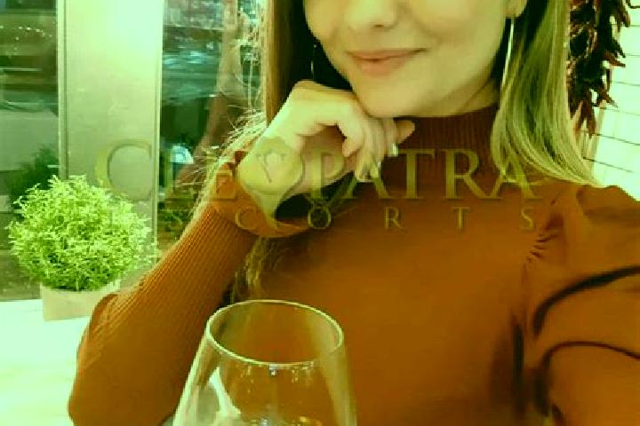 Sofia, 31, a red amber-eyed latina companion based in Biglen. Offering Prostate Massage, Dinner Date, OWO, Girlfriend Experience, Party Girl. Available for i...