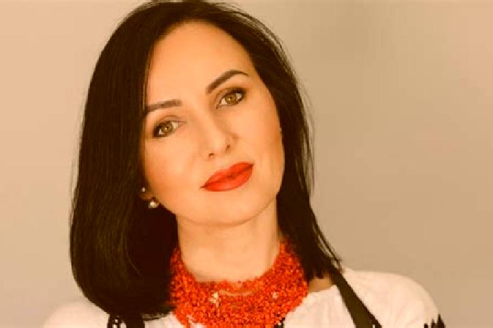 Sofia, 31 — Escort in Halych, Ukraine