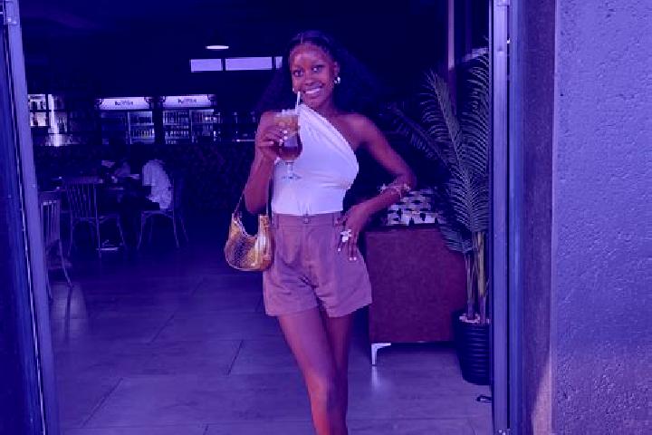 Sofia, 31 — Escort in Magogeni, South Africa