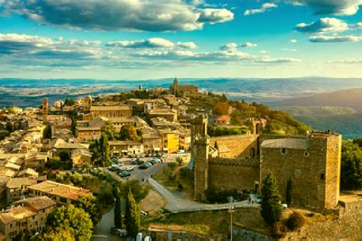 Sofia, 31 — Escort in Montalcino, Italy