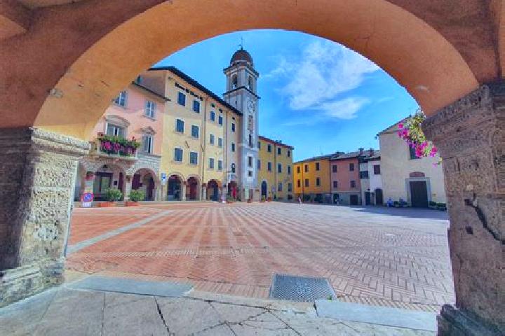 Sofia, 31 — Escort in Portico di Romagna, Italy