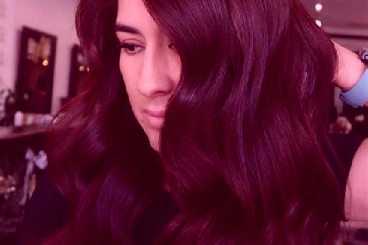 Sofia, 32, a auburn dark-eyed european companion based in Starokozache. Offering Massage, Travel Companion, Duos. Available for incall and outcall, day and e...