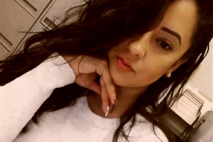 Sofia, 32, a black dark-eyed indian companion based in Estero de Milpas. Offering Erotic Massage, Tantra, Girlfriend Experience, Duos, Party Girl. Available ...