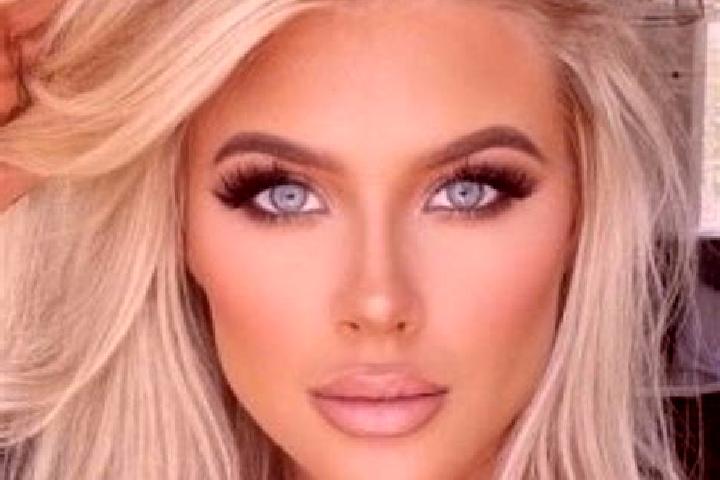 Sofia, 32, a platinum blonde amber-eyed caribbean companion based in Uvaly. Offering 69, Couples, Dinner Date, Striptease. Available for incall and outcall, ...
