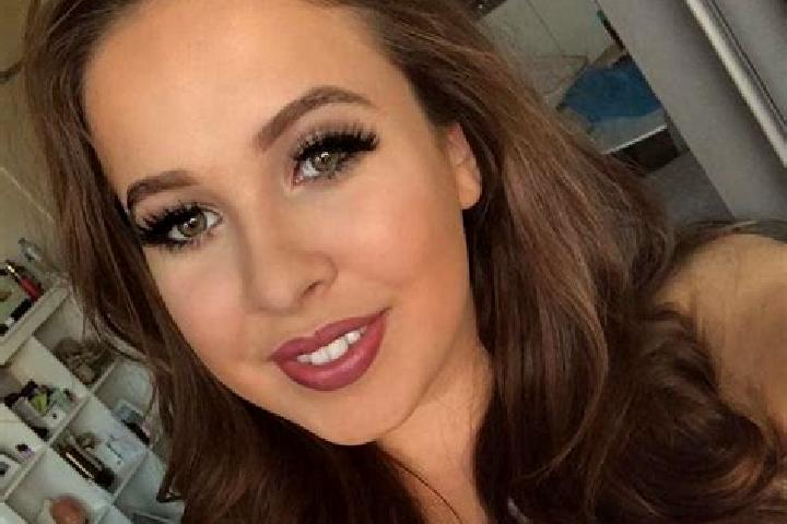 Sofia, 32, a red dark-eyed mixed companion based in Sao Goncalo do Piaui. Offering A-Level, Prostate Massage, Dinner Date, Duos. Available for incall and out...