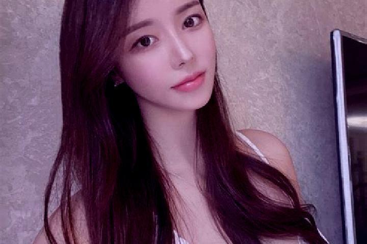 Sofia, 32 — Escort in Xiaojiangkou, China