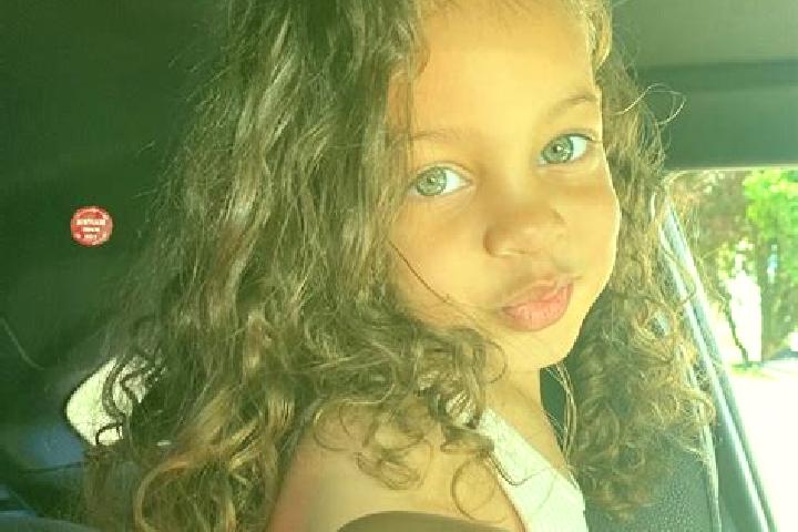 Sofia, 33, a auburn blue-eyed mixed companion based in Boca do Acre. Offering Tantra, Travel Companion, A-Level, Overnight. Available for incall and outcall,...