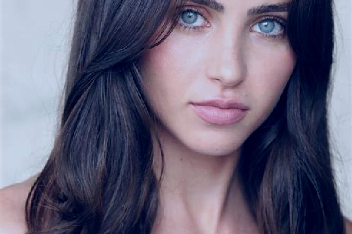 Sofia, 33, a auburn brown-eyed caribbean companion based in Pfaeffikon / Irgenhausen. Offering A-Level, Party Girl, Domination, CIM. Available for incall and...