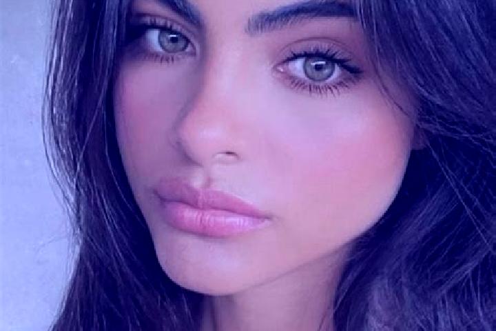 Sofia, 33, a auburn dark-eyed indian companion based in Bogumilowice. Offering 69, Roleplay, GFE, Travel Companion, Tantra. Available for incall and outcall,...