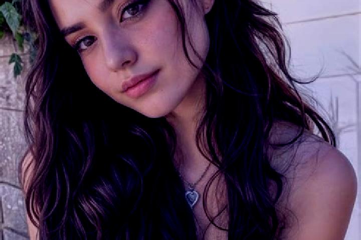 Sofia, 33, a auburn hazel-eyed asian companion based in Fahrweid (noerdl. Teil). Offering Fetish, Girlfriend Experience, OWO, Party Girl. Available for incal...