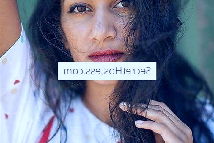 Sofia, 33, a black grey-eyed indian companion based in Chornyy Ostriv. Offering Party Girl, Striptease, A-Level, Tantra. Available for incall and outcall, da...