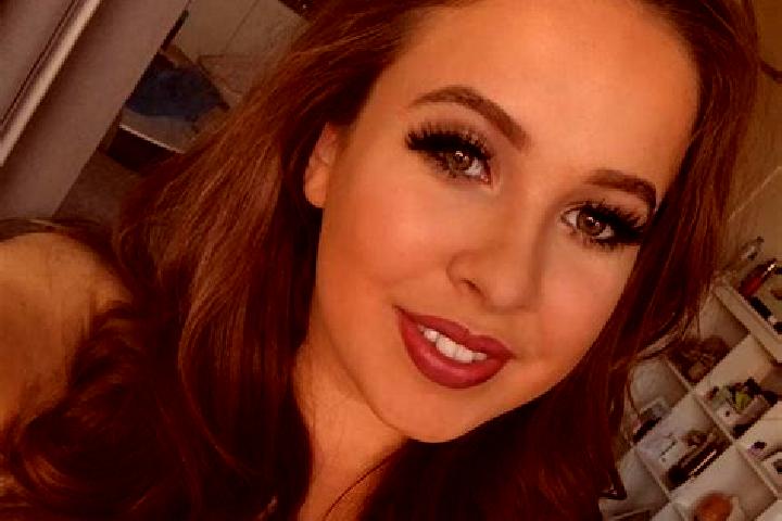 Sofia, 33, a dark blonde green-eyed european companion based in Osny. Offering Party Girl, Fetish, Duos, Erotic Massage, Overnight. Available for incall and ...