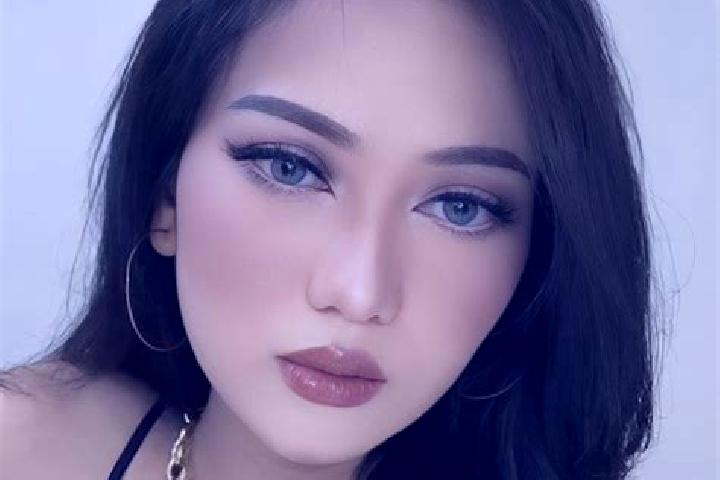 Sofia, 33 — Escort in Bodeh, Indonesia