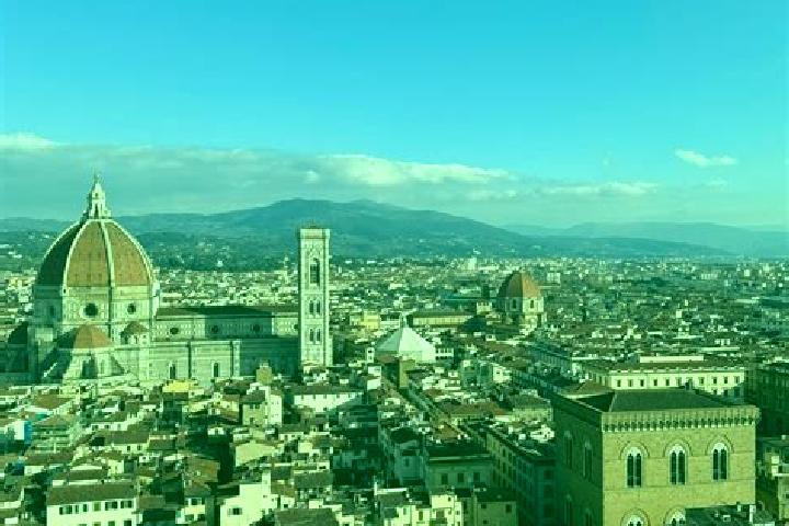 Sofia, 33 — Escort in Crespiatica, Italy
