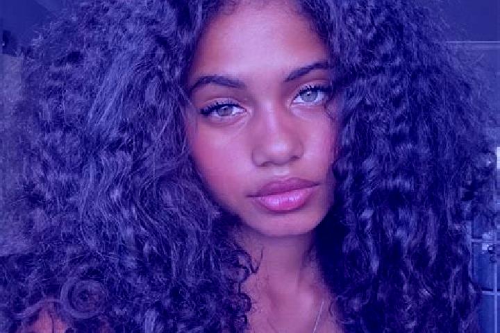 Sofia, 34, a auburn blue-eyed ebony companion based in Bironico. Offering Prostate Massage, 69, Party Girl, CIM. Available for incall and outcall, day and ev...