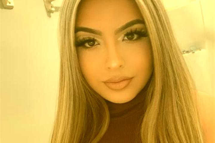 Sofia, 34, a blonde grey-eyed latina companion based in Archettes. Offering CIM, Prostate Massage, Striptease. Available for incall and outcall, day and even...