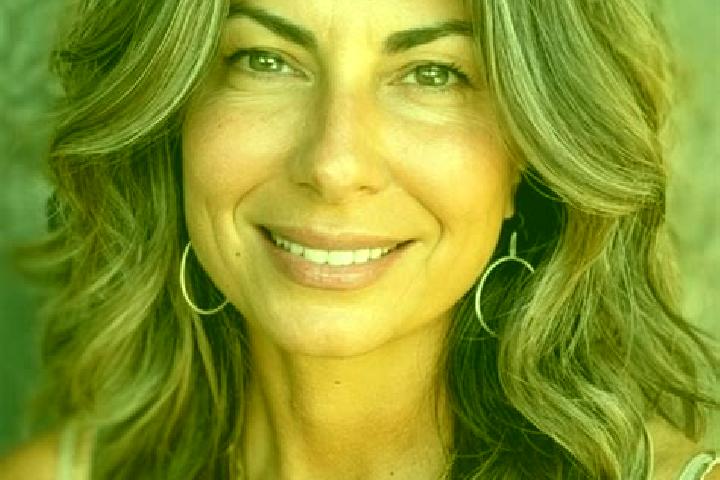 Sofia, 34, a brunette grey-eyed indian companion based in Cologna-Caraverio. Offering GFE, Prostate Massage, Duos, 69. Available for incall and outcall, day ...
