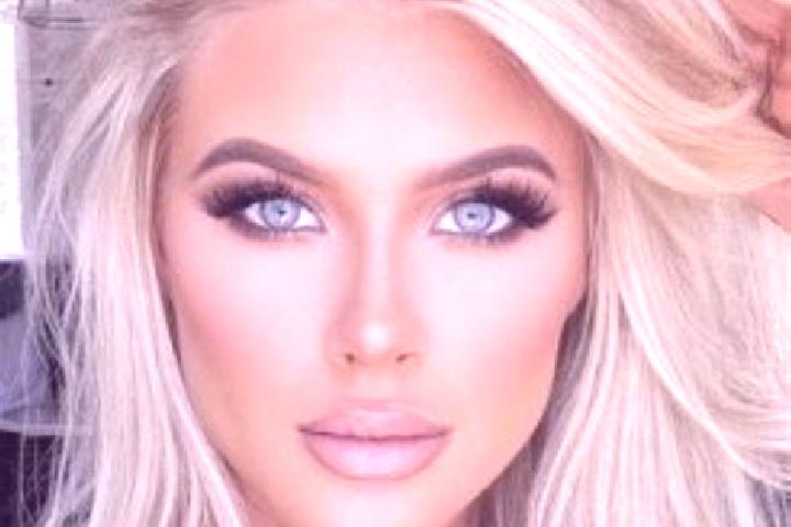 Sofia, 34, a platinum blonde grey-eyed european companion based in Badmal. Offering OWO, Deep French Kissing, GFE, Tantra, Erotic Massage. Available for inca...