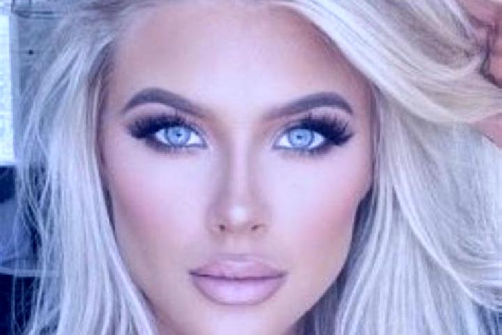 Sofia, 34, a platinum blonde hazel-eyed latina companion based in San Carlos del Zulia. Offering CIM, Tantra, Overnight. Available for incall and outcall, ov...