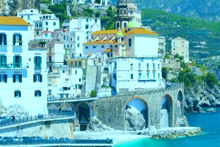 Sofia, 34 — Escort in Gressan, Italy