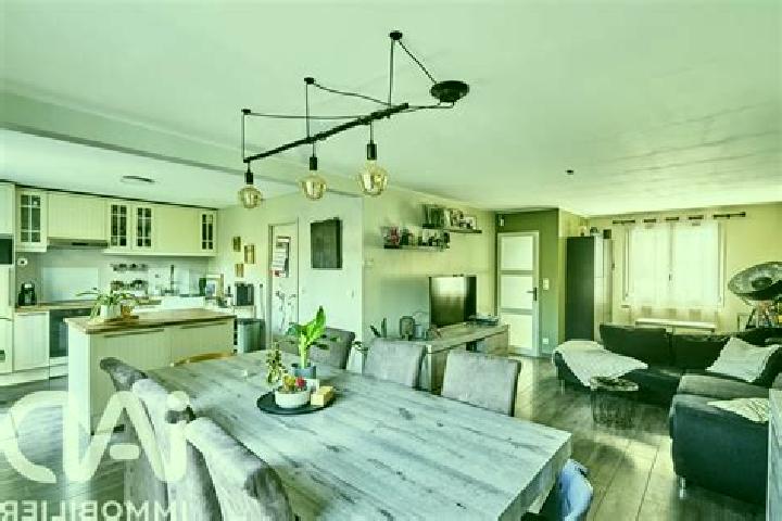 Sofia, 34 — Escort in Marchiennes, France