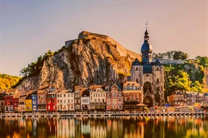 Sofia, 34 — Escort in Oleye, Belgium