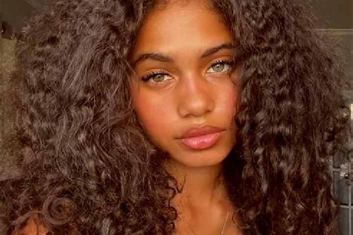 Sofia, 35, a auburn blue-eyed ebony companion based in Keilor East. Offering Duos, A-Level, Tantra. Available for incall and outcall, overnight bookings avai...