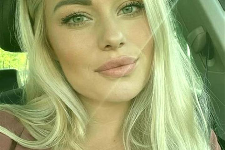 Sofia, 35, a blonde hazel-eyed european companion based in Shulvo. Offering Domination, Massage, OWO, Girlfriend Experience, Fetish. Available for incall and...
