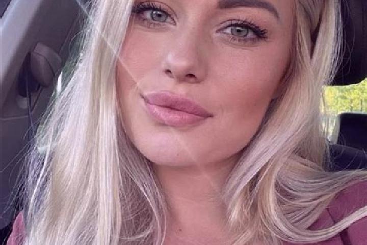 Sofia, 35, a blonde hazel-eyed indian companion based in El Carmelo. Offering Prostate Massage, Tantra, CIM, Striptease. Available for incall and outcall, da...