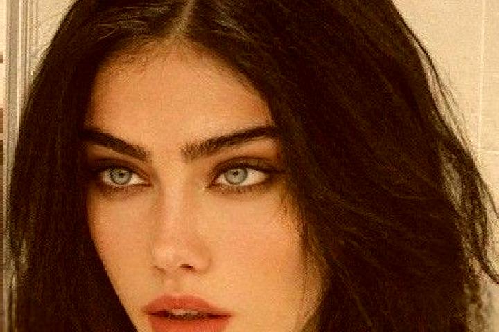 Sofia, 35, a chestnut dark-eyed caucasian companion based in Enciso. Offering Dinner Date, Duos, Deep French Kissing, Travel Companion. Available for incall ...