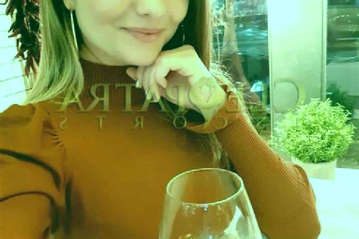 Sofia, 35, a dark blonde dark-eyed caribbean companion based in Senju. Offering Deep French Kissing, Party Girl, GFE, Dinner Date, Domination. Available for ...